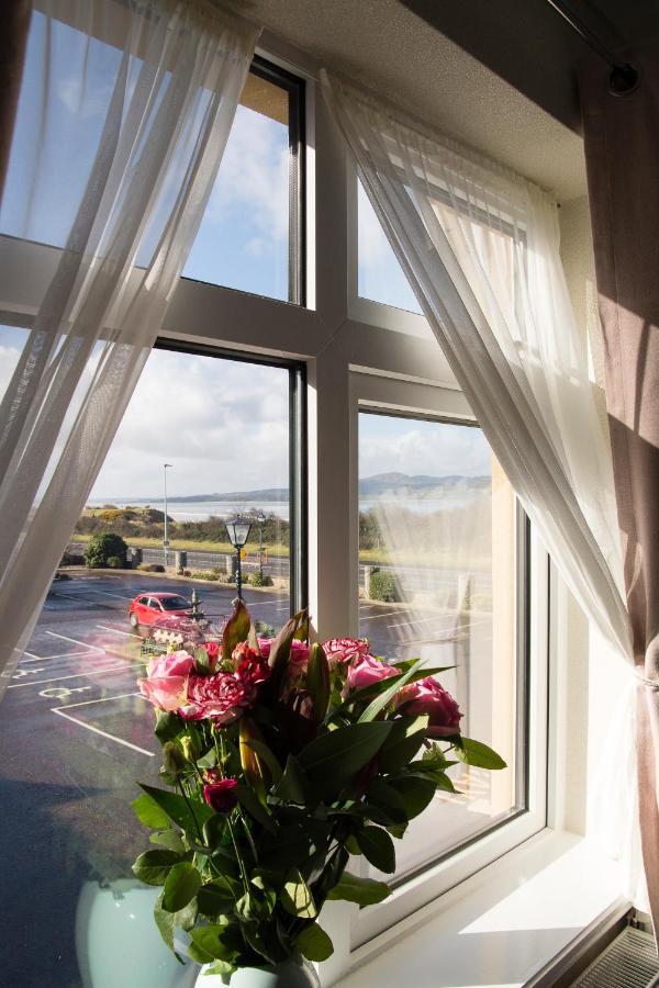 The Harbour Inn Buncrana Exterior photo