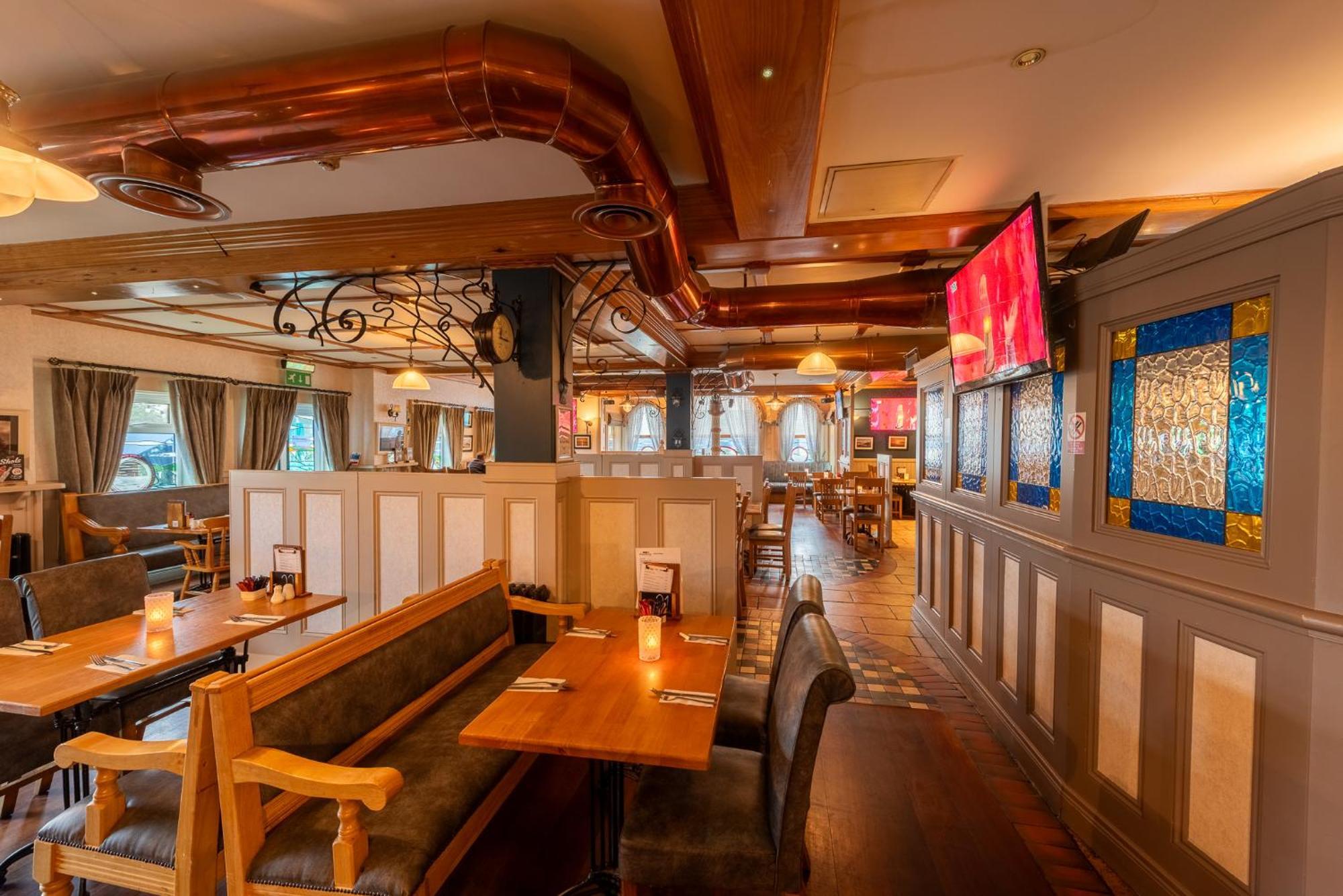 The Harbour Inn Buncrana Exterior photo